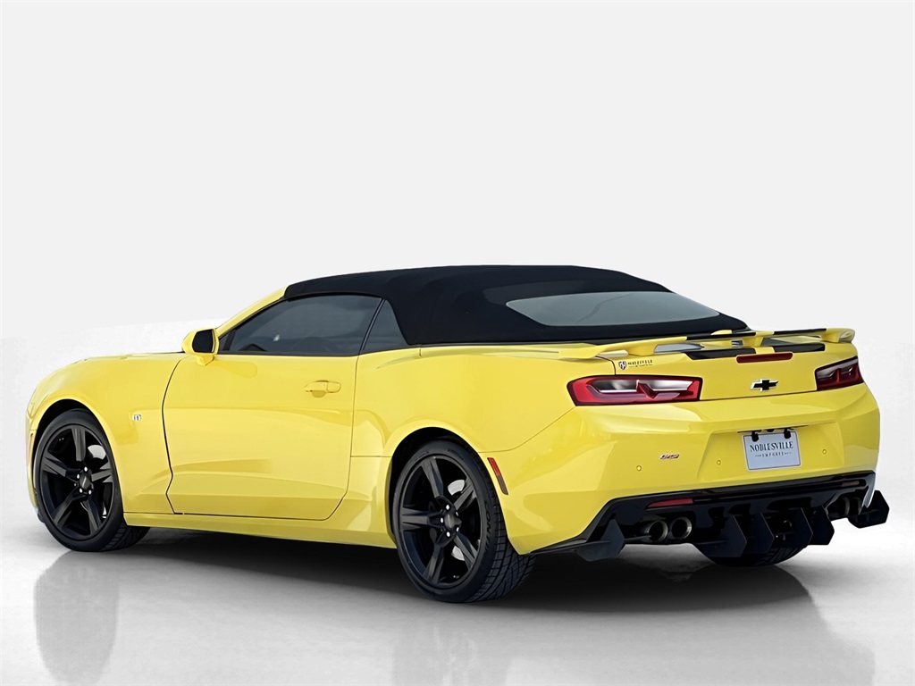 Vehicle image 12 of 44