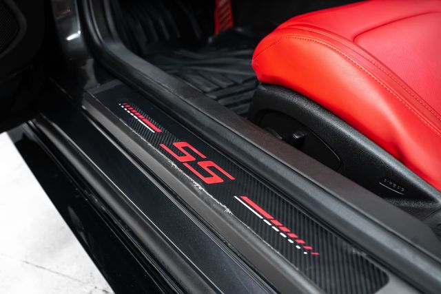 Vehicle image 24 of 30