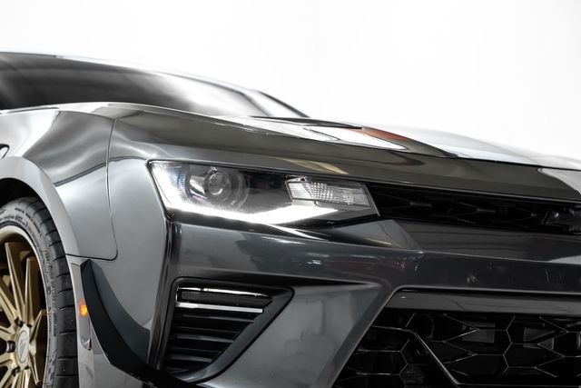 Vehicle image 25 of 30