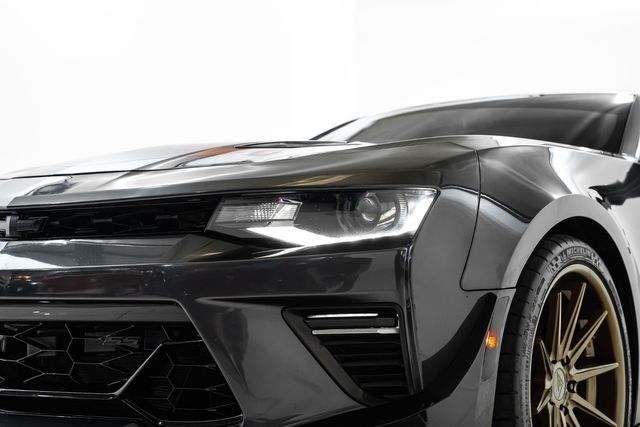 Vehicle image 23 of 30