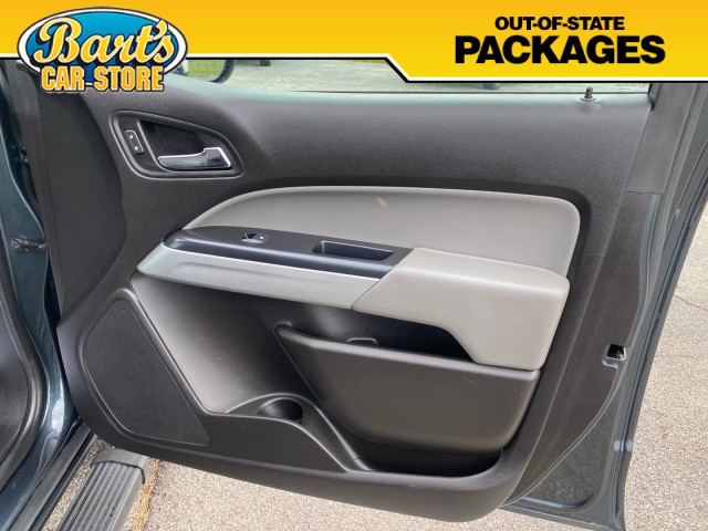 Vehicle image 13 of 34