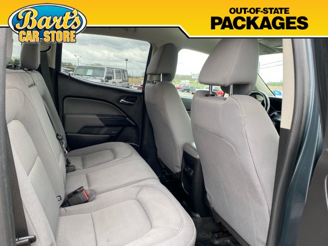 Vehicle image 10 of 34