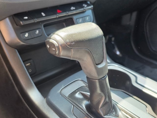 Vehicle image 26 of 43