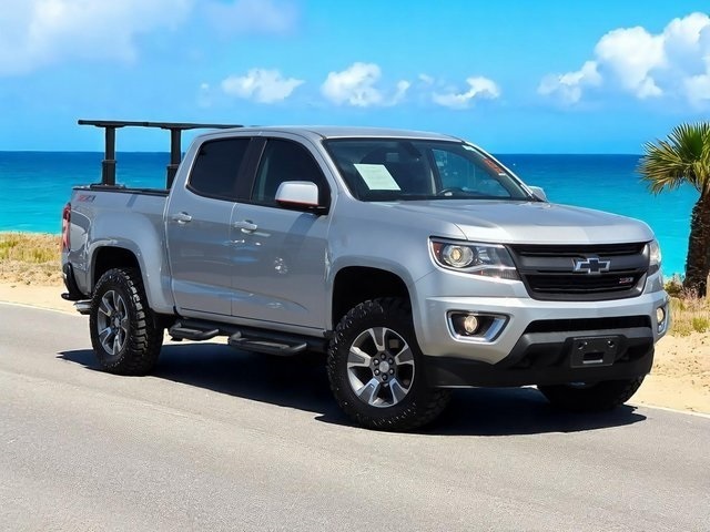 Vehicle image 3 of 43