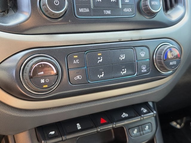 Vehicle image 42 of 43