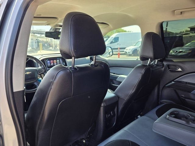 Vehicle image 16 of 43