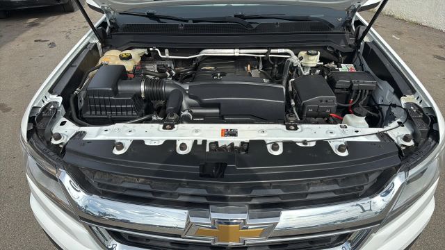 2017 Chevrolet Colorado Work Truck Image 9 of 30