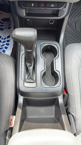 2017 Chevrolet Colorado Work Truck Image 20 of 30