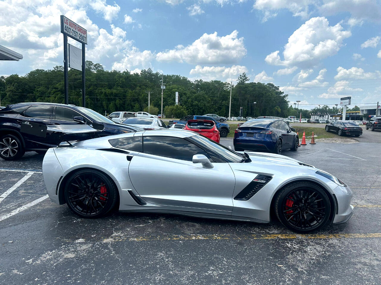 Vehicle image 2 of 25
