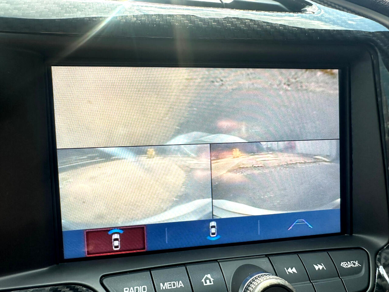 Vehicle image 22 of 25