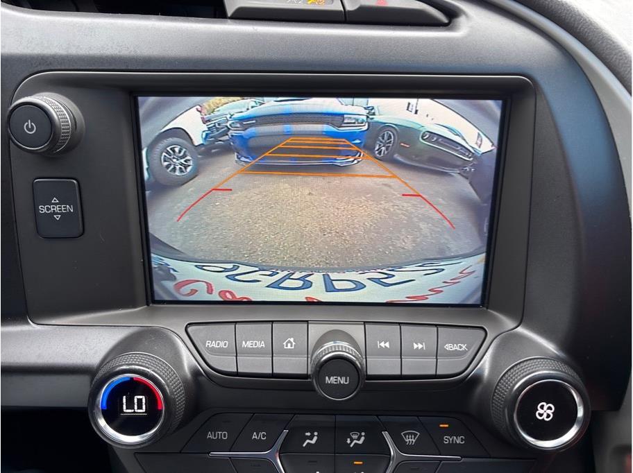 Vehicle image 21 of 33