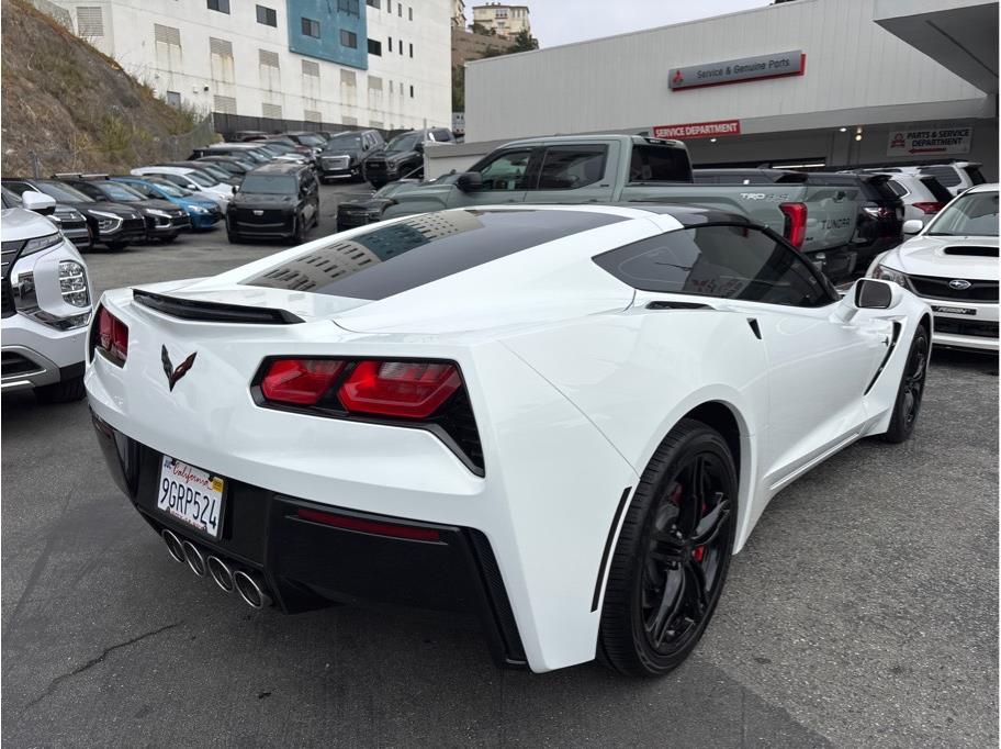 Vehicle image 5 of 33