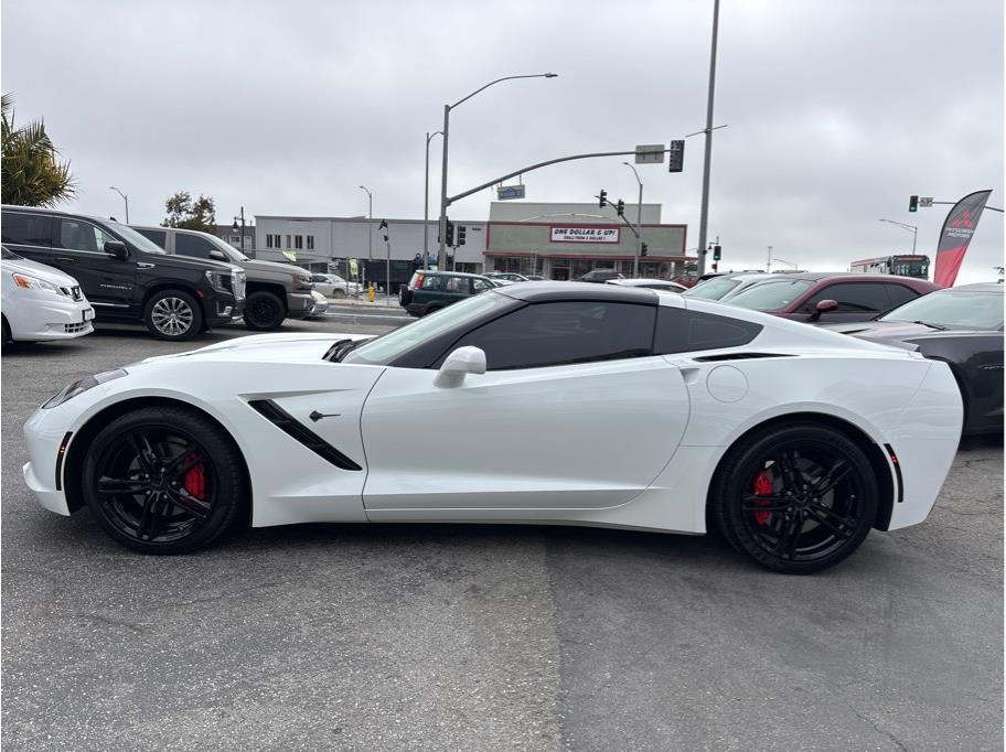 Vehicle image 8 of 33