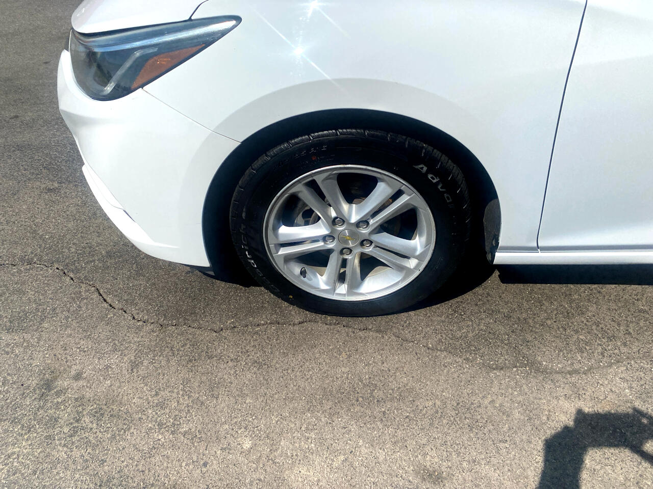Vehicle image 13 of 28