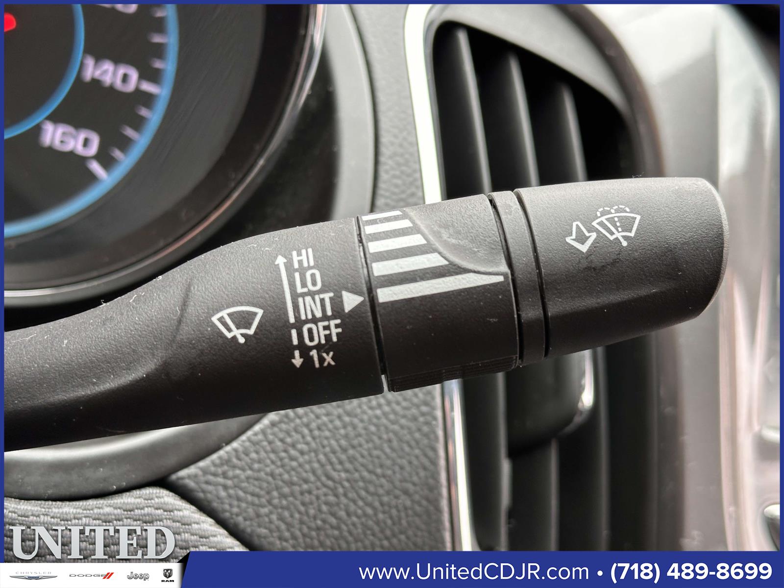 2017 Chevrolet Cruze LT Image 23 of 31