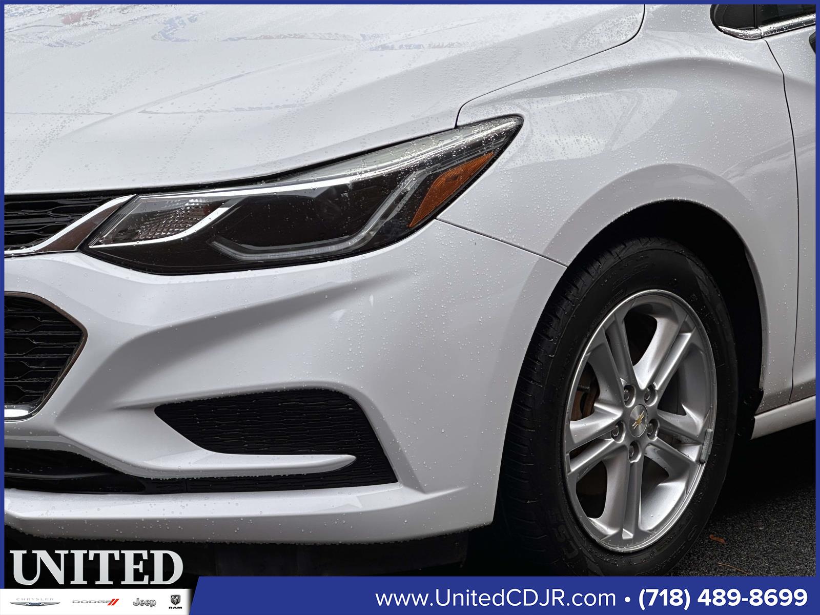 2017 Chevrolet Cruze LT Image 28 of 31