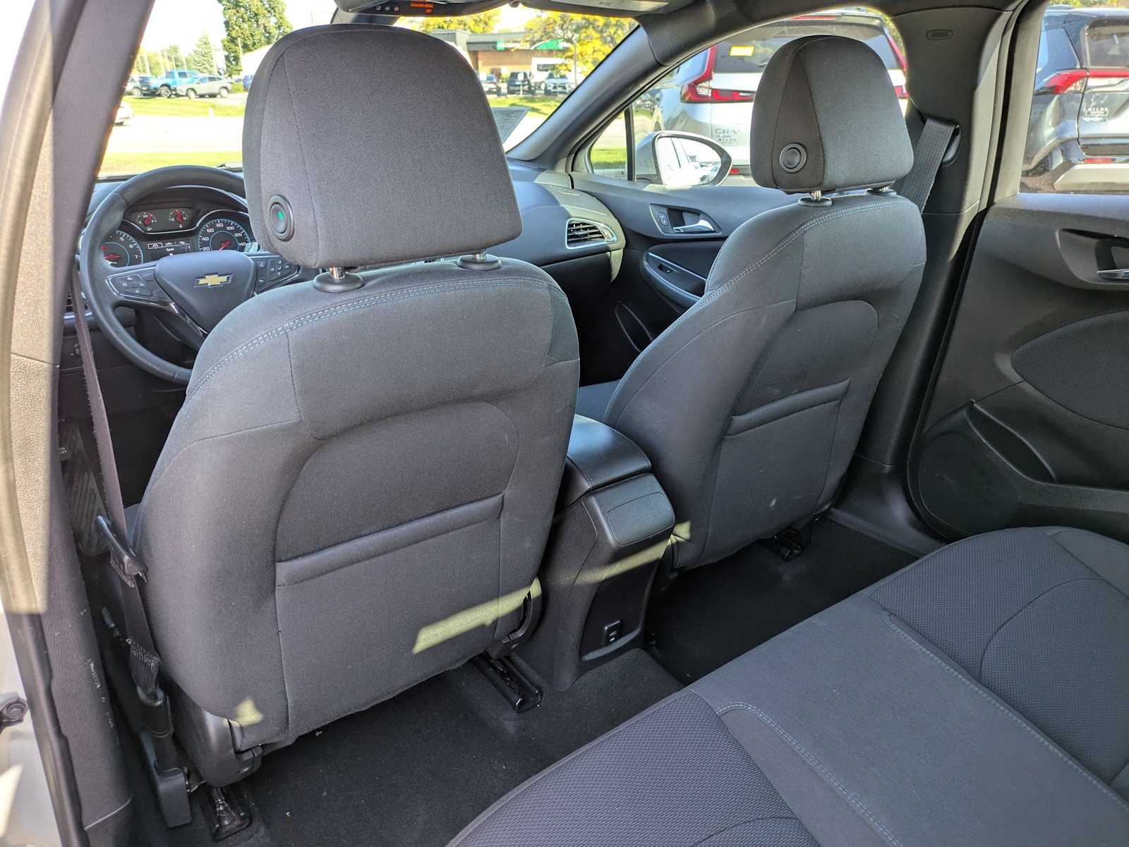 2017 Chevrolet Cruze LT Image 14 of 33