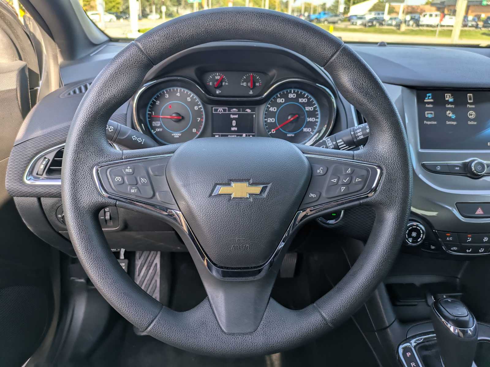 2017 Chevrolet Cruze LT Image 18 of 33