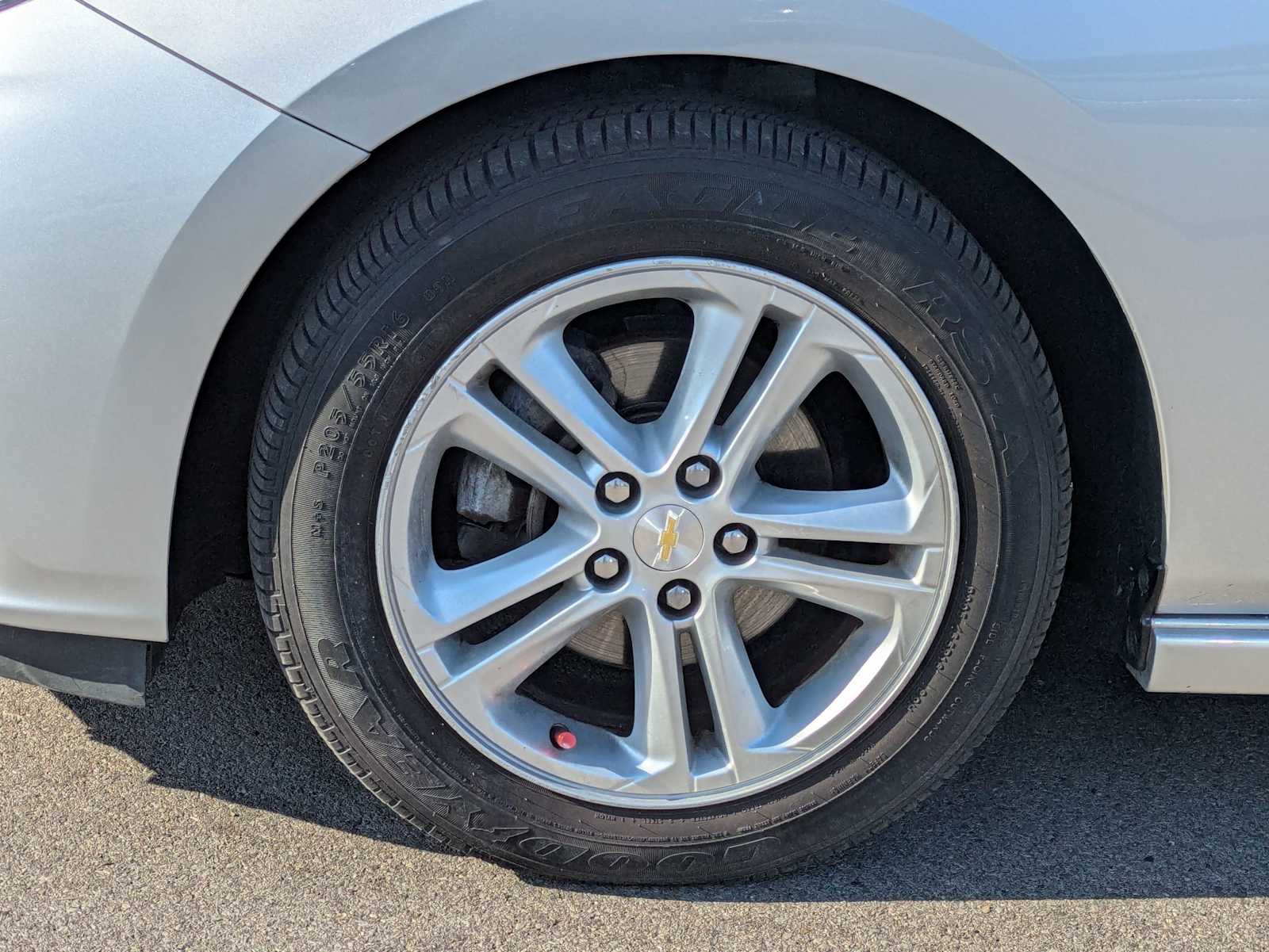 2017 Chevrolet Cruze LT Image 9 of 33