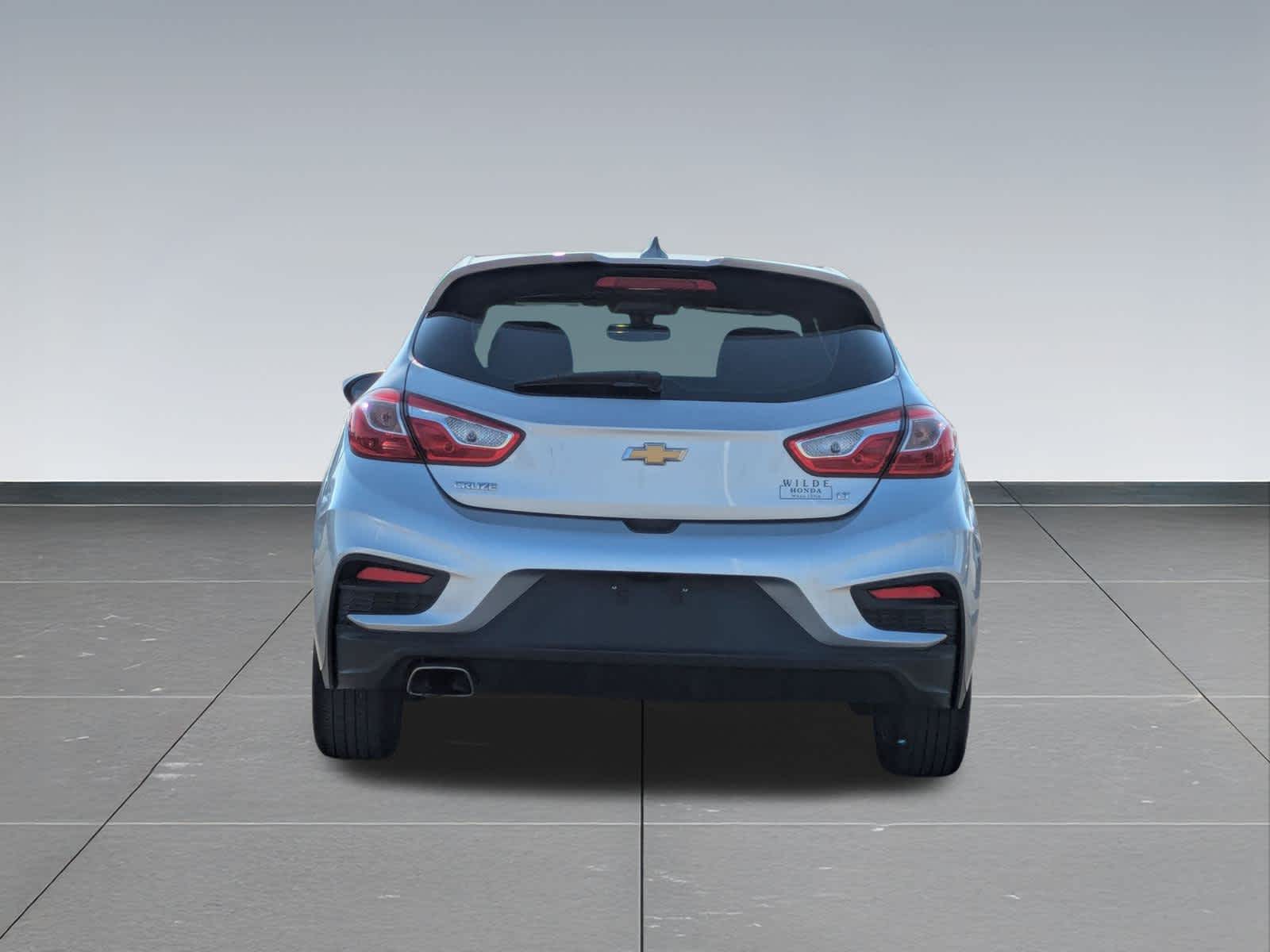 2017 Chevrolet Cruze LT Image 6 of 33