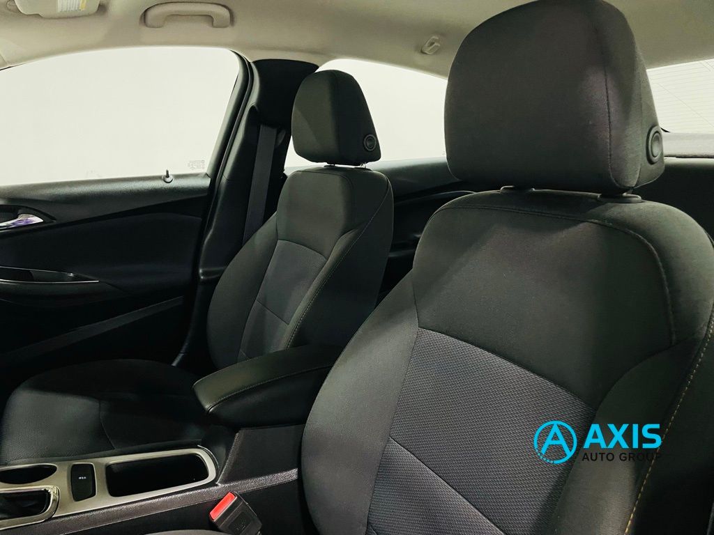 2017 Chevrolet Cruze LS Image 26 of 43