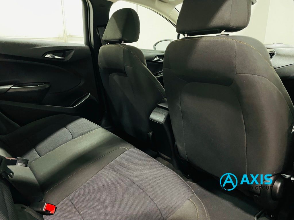 2017 Chevrolet Cruze LS Image 23 of 43