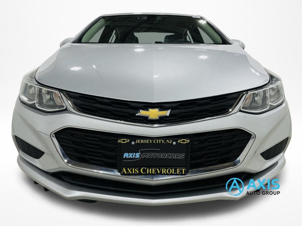 2017 Chevrolet Cruze LS Image 35 of 43