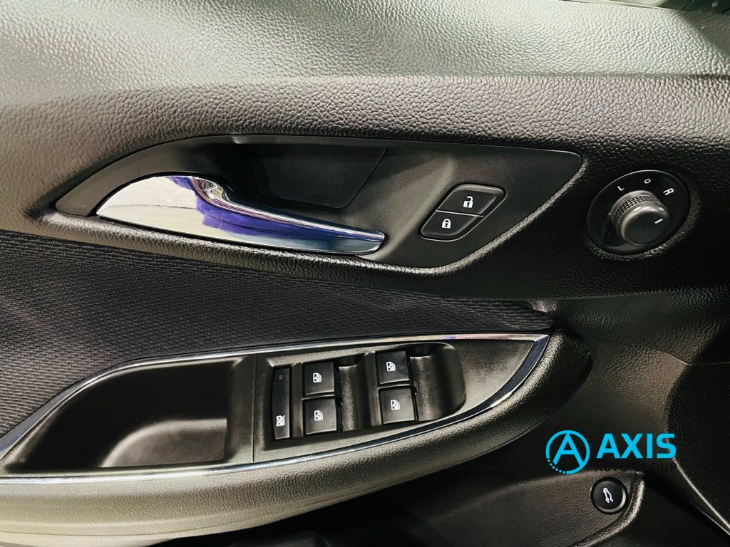 2017 Chevrolet Cruze LS Image 41 of 43