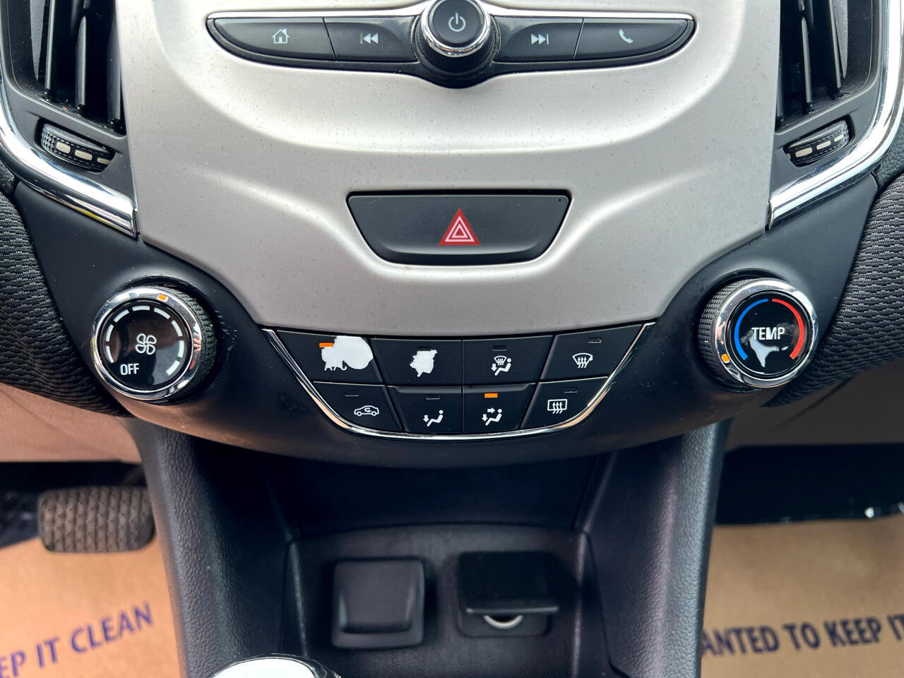 2017 Chevrolet Cruze LS Image 21 of 23