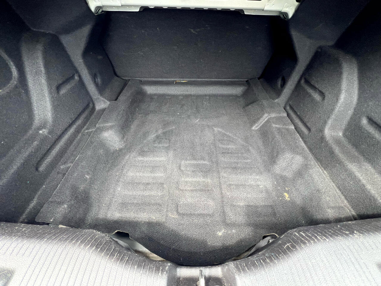 2017 Chevrolet Cruze LS Image 10 of 23