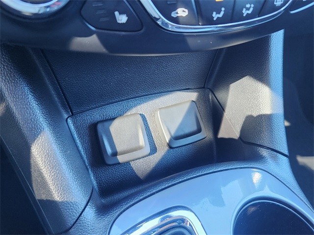 2017 Chevrolet Cruze LT Image 29 of 32