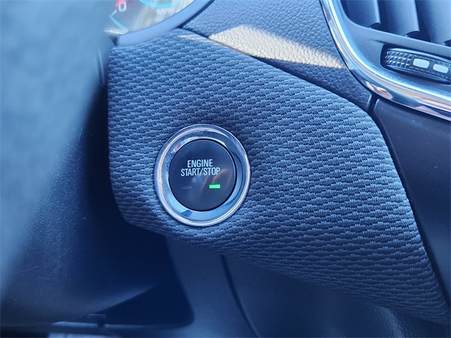 2017 Chevrolet Cruze LT Image 24 of 32