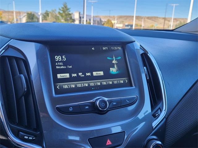 2017 Chevrolet Cruze LT Image 21 of 32