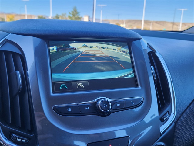 2017 Chevrolet Cruze LT Image 19 of 32