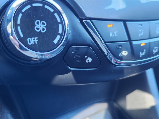 2017 Chevrolet Cruze LT Image 27 of 32