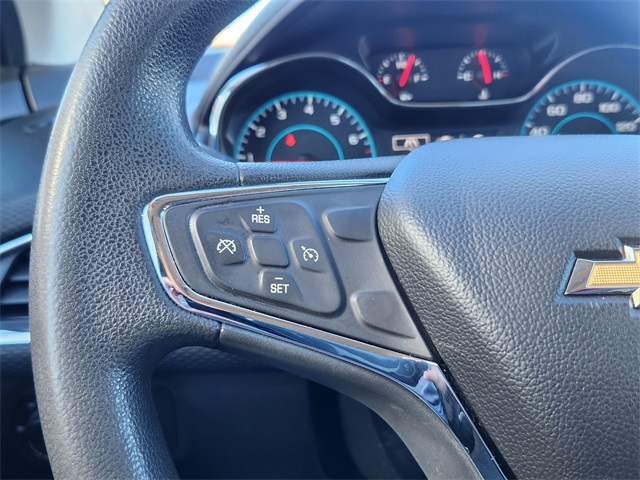 2017 Chevrolet Cruze LT Image 16 of 32