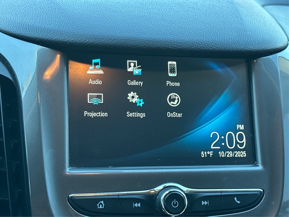 2017 Chevrolet Cruze LT Image 19 of 35