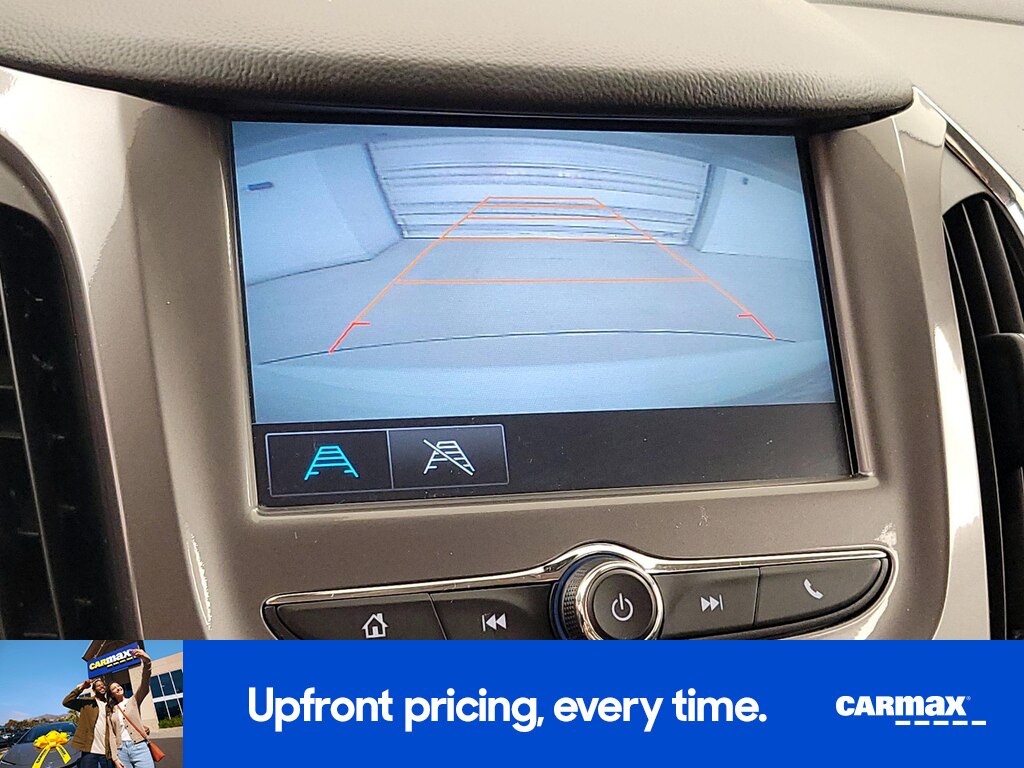 2017 Chevrolet Cruze LT Image 17 of 27