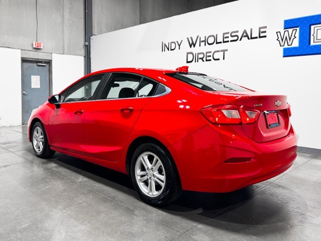 2017 Chevrolet Cruze LT Image 7 of 24