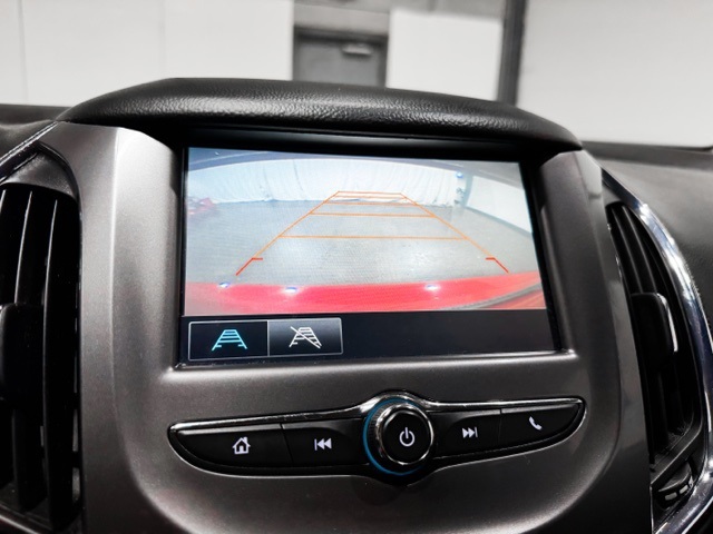 2017 Chevrolet Cruze LT Image 19 of 24