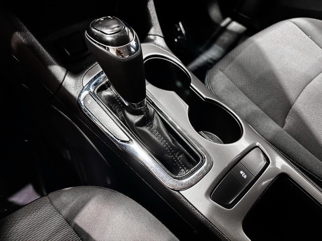 2017 Chevrolet Cruze LT Image 20 of 24