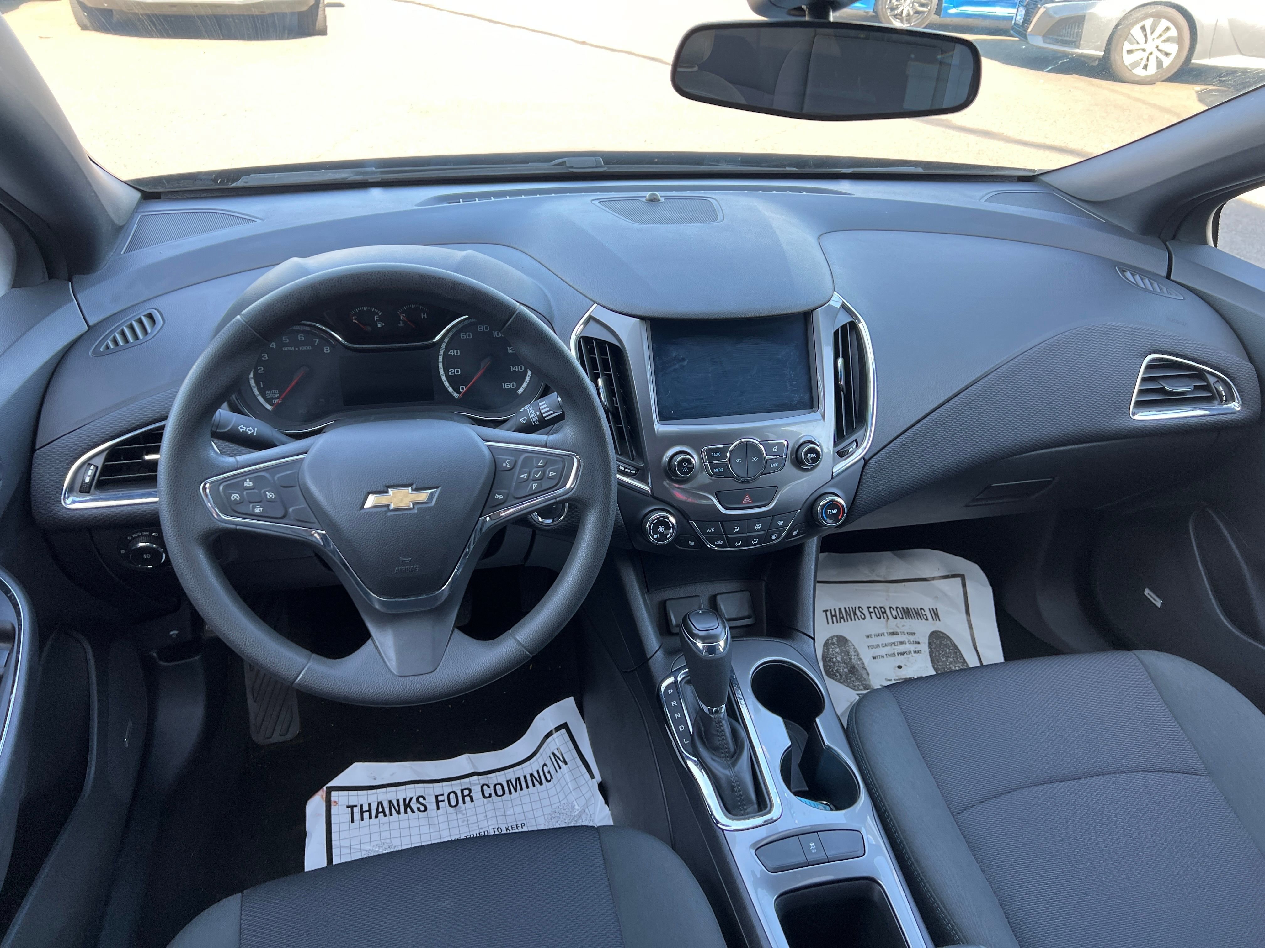 Vehicle image 16 of 25