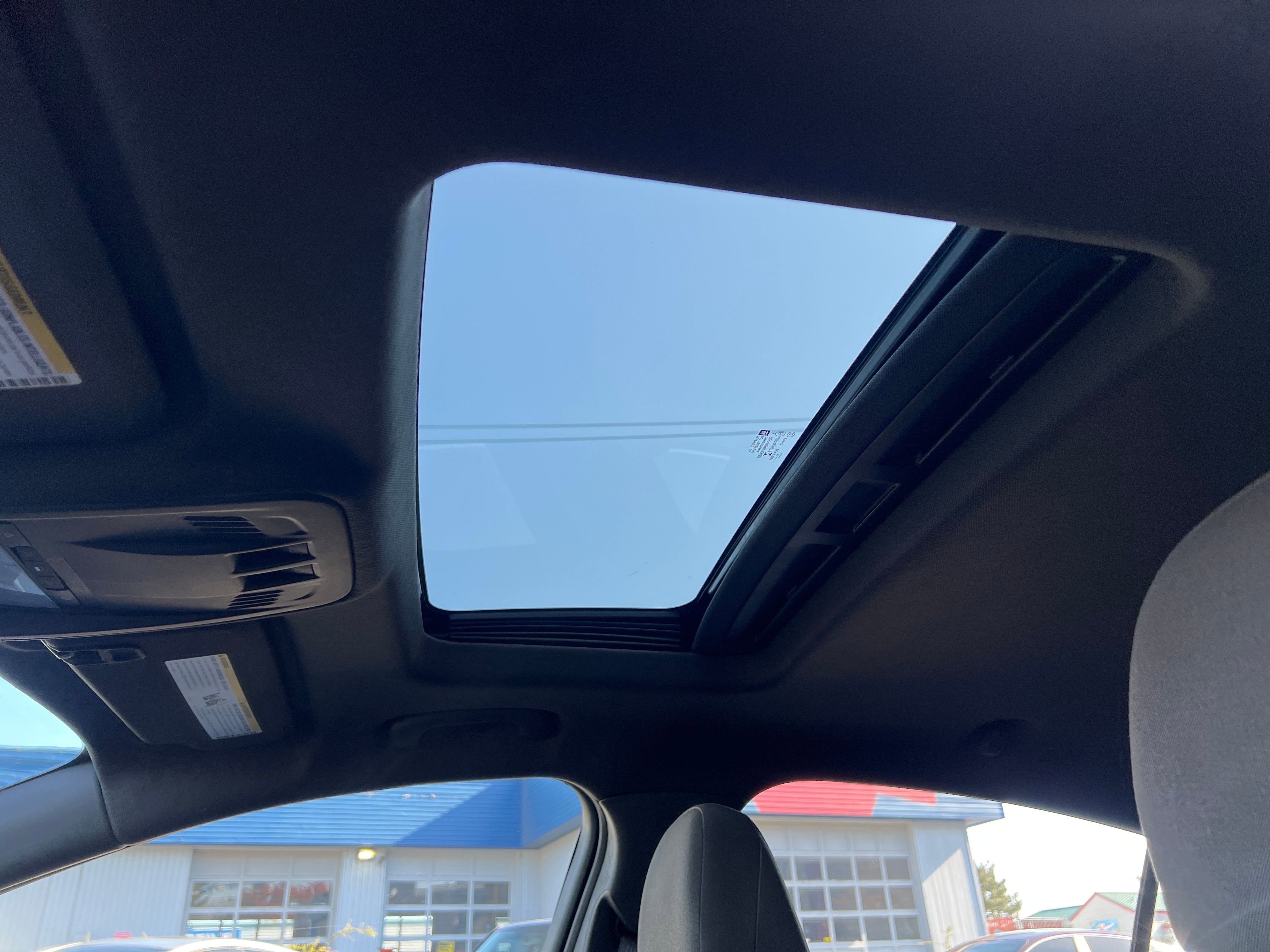 Vehicle image 24 of 25