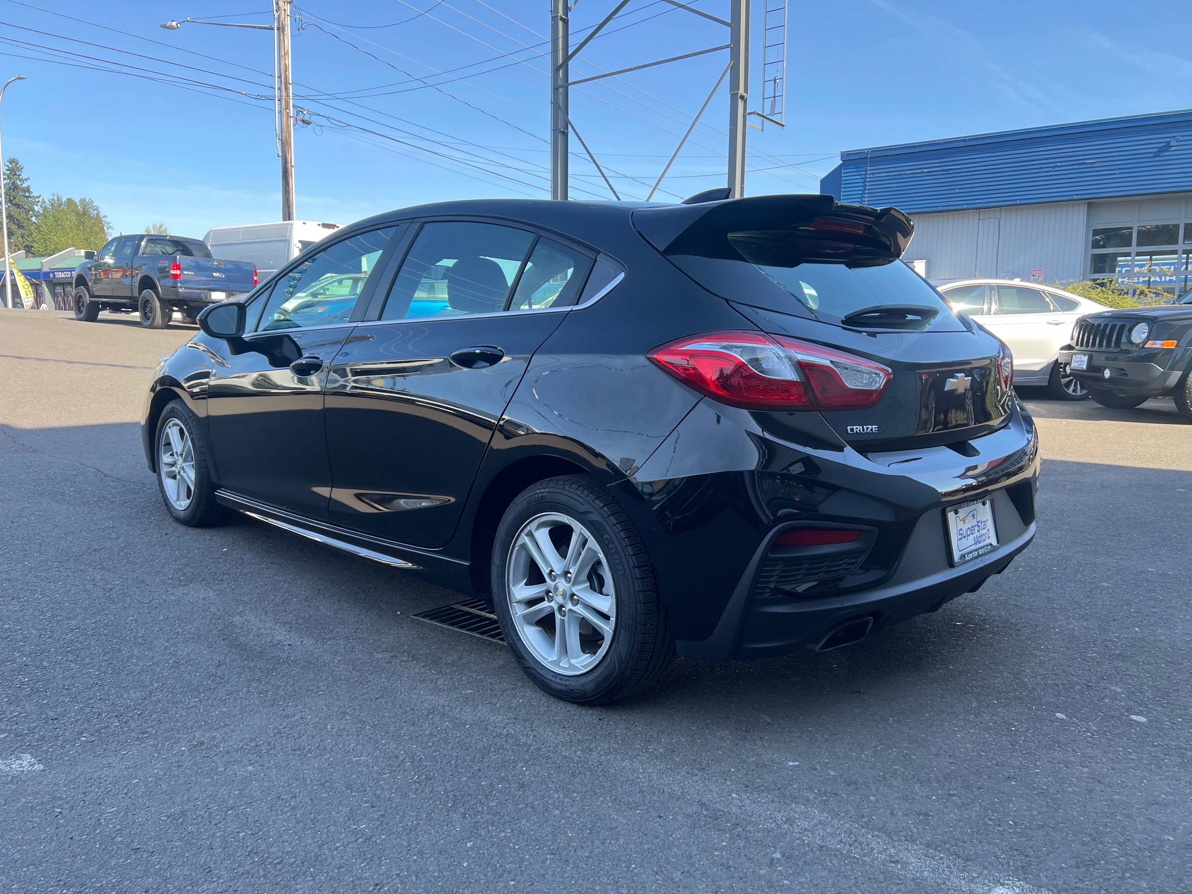 Vehicle image 8 of 25