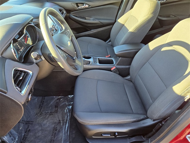 2017 Chevrolet Cruze LT Image 15 of 23