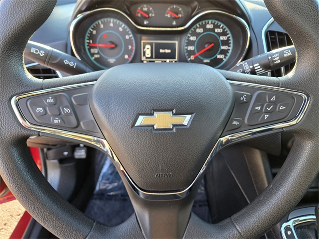 2017 Chevrolet Cruze LT Image 16 of 23