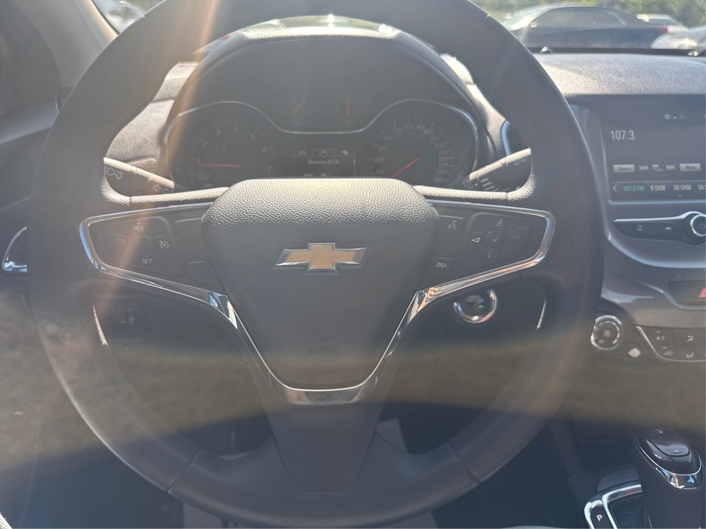 2017 Chevrolet Cruze LT Image 18 of 30