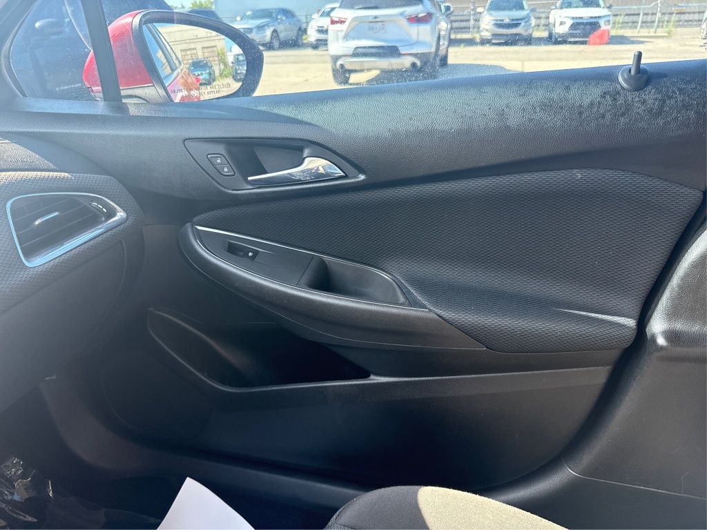 2017 Chevrolet Cruze LT Image 25 of 30