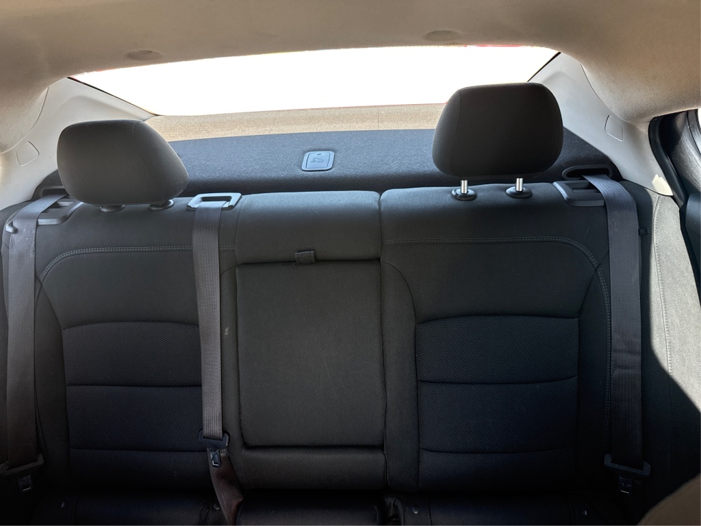 2017 Chevrolet Cruze LT Image 13 of 30