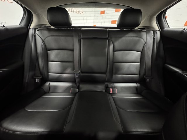 Vehicle image 28 of 36
